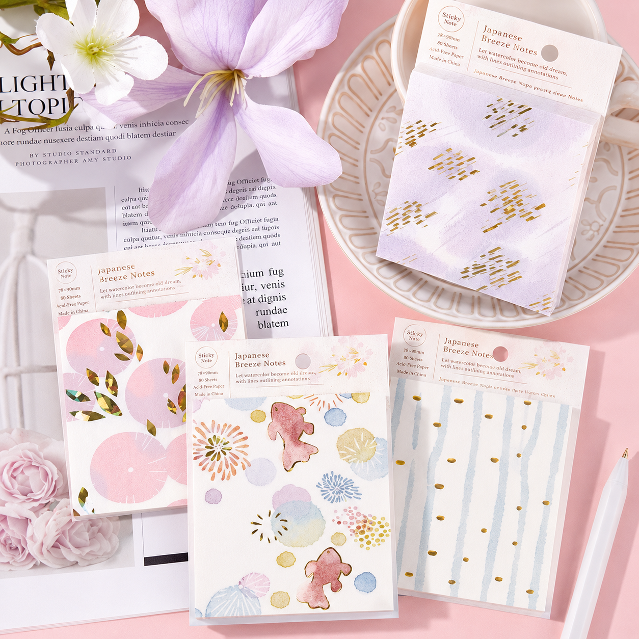 MISSTIME Vintage Gold Foil Watercolor Sticky by MISSTIME - main product view for aesthetic stationery | Lumiyear